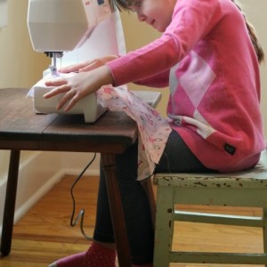 Tiny Sewists: Teaching Kids to Sew :: Lesson 5